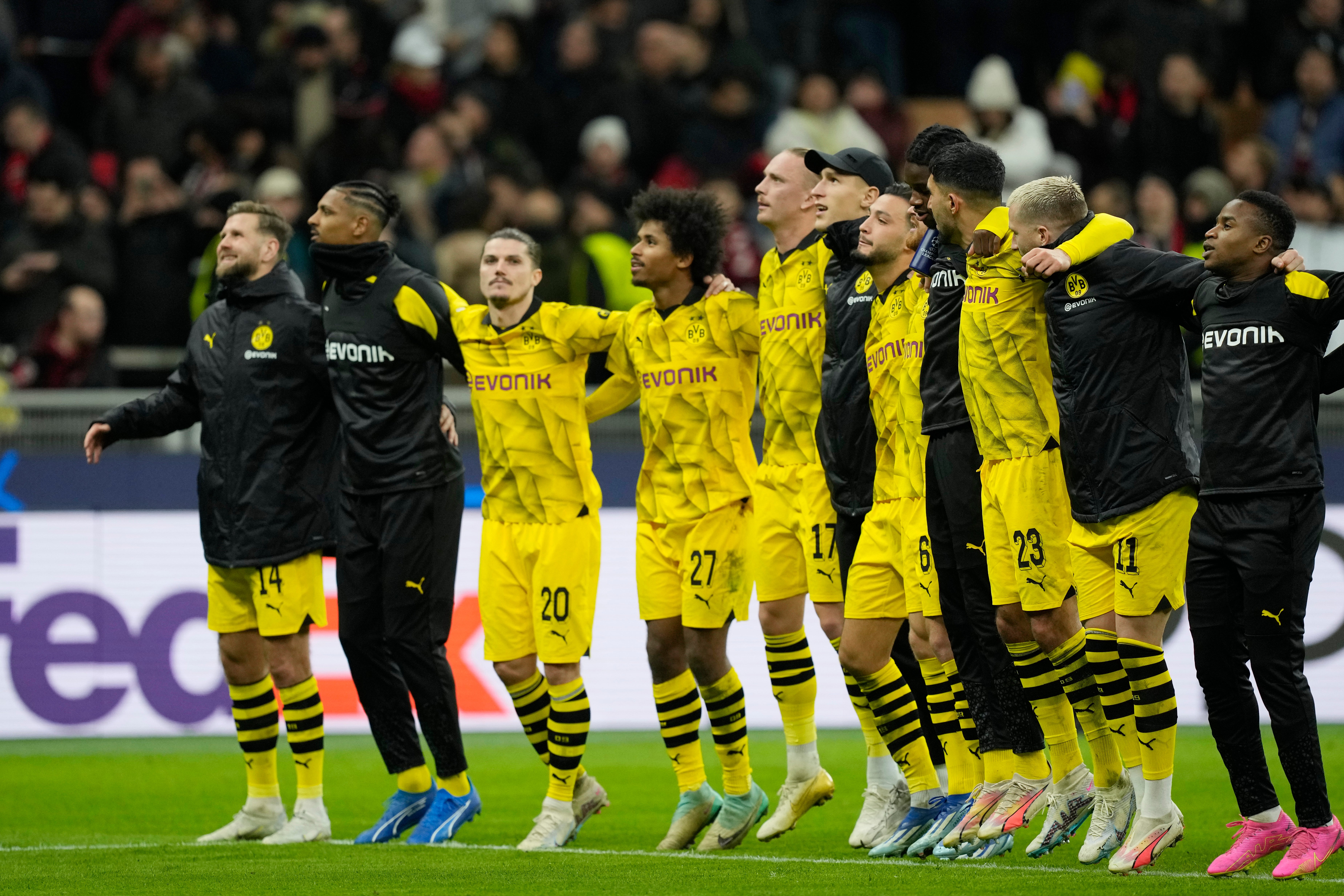 Borussia Dortmund secure qualification from ‘group of death’