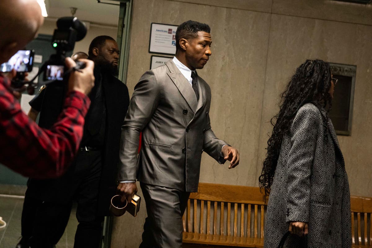 Jonathan Majors: Judge in domestic violence trial clears courtroom of ...