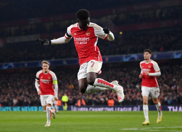 <p>Arsenal breathtakingly put away Lens to book a Champions League knockout spot </p>