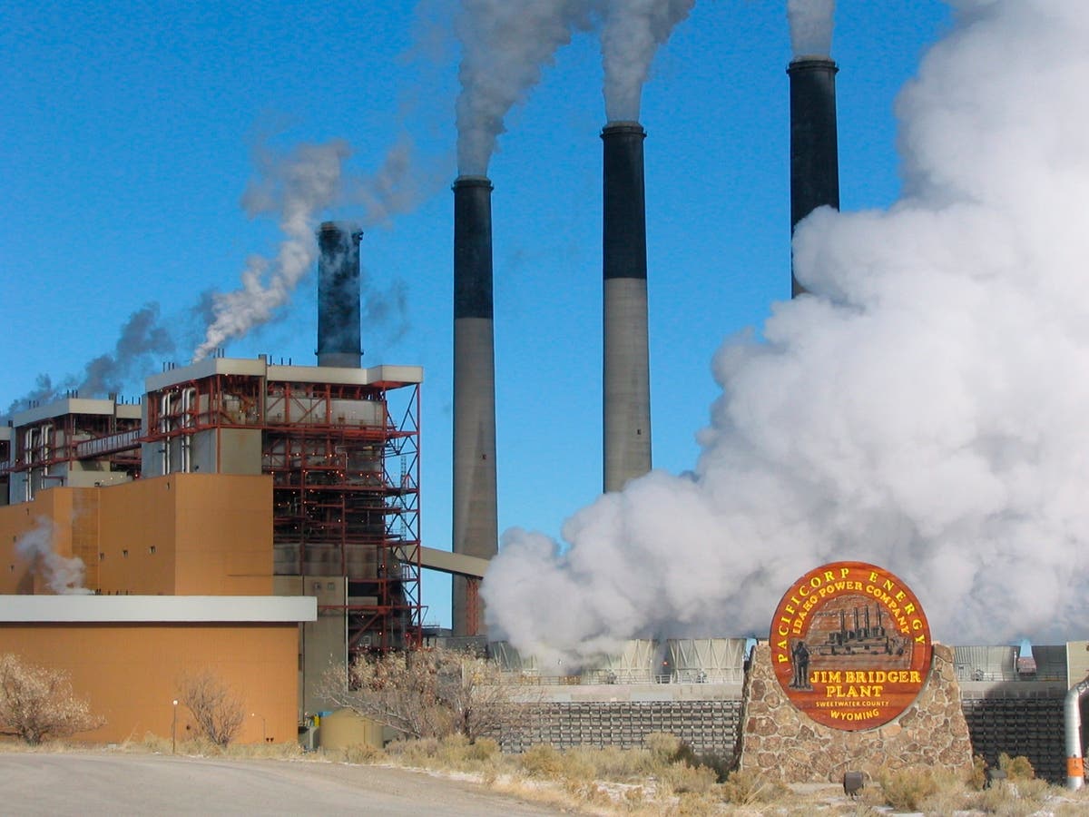 Въгледобивната мина в Уайоминг освобождава работни места преди преобразуването на въглища в газ на електроцентралата