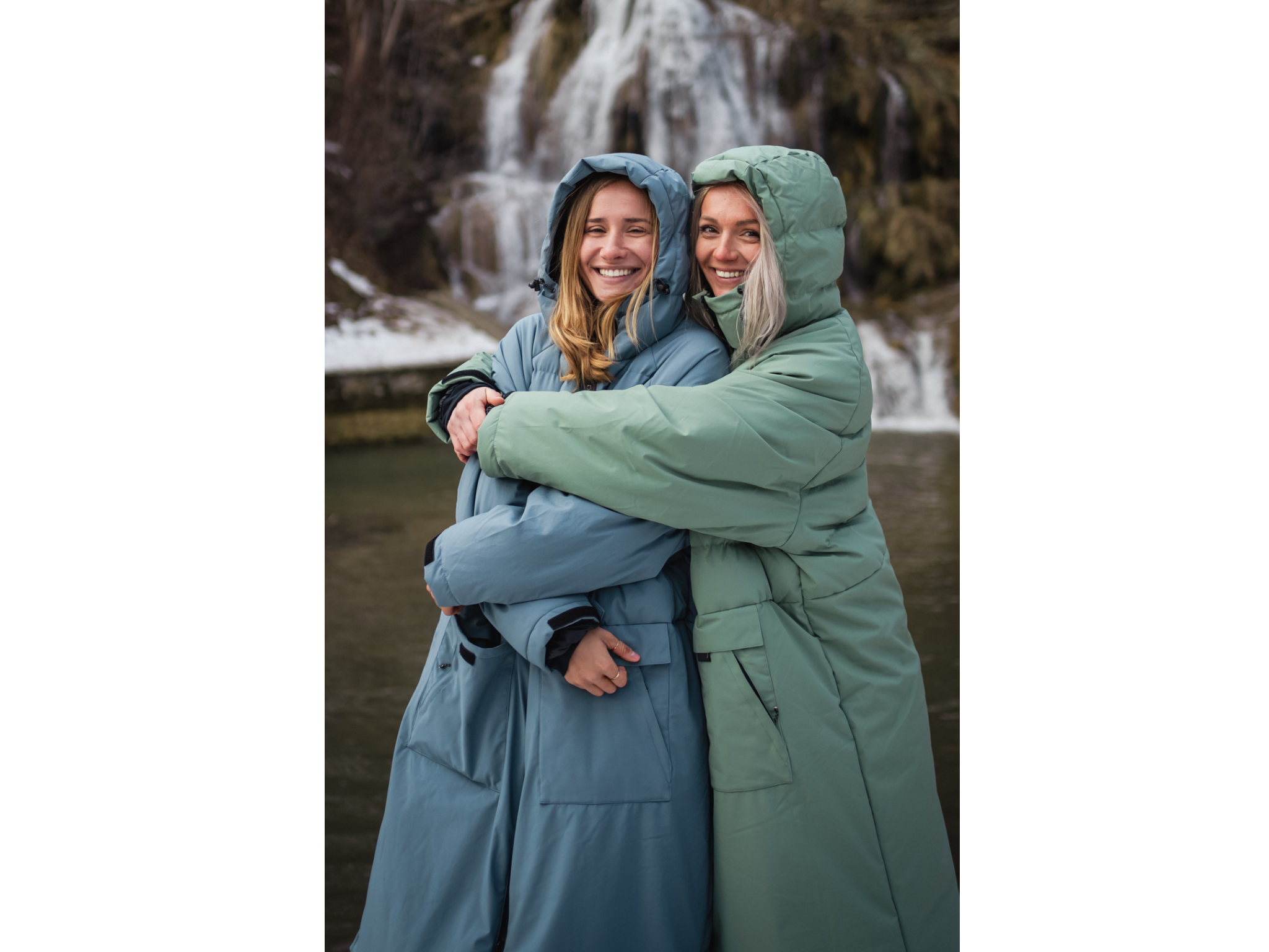 Waterproof Changing Robes - Vivida Lifestyle