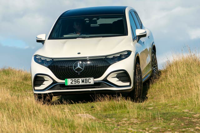 <p>The Mercedes-Benz EQS 450 AMG is big, but the styling helps belie that bulk. It even ‘vaguely fits’ on a motorway </p>
