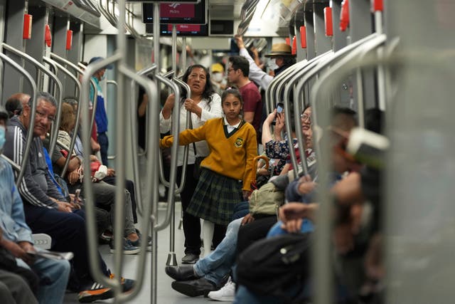 ECUADOR-METRO DE QUITO