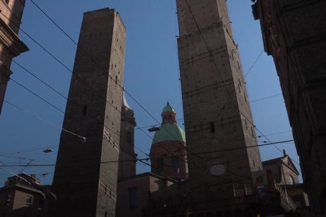 <p>Bologna’s leaning Century Garisenda tower sealed off by police over fears it could collapse.</p>