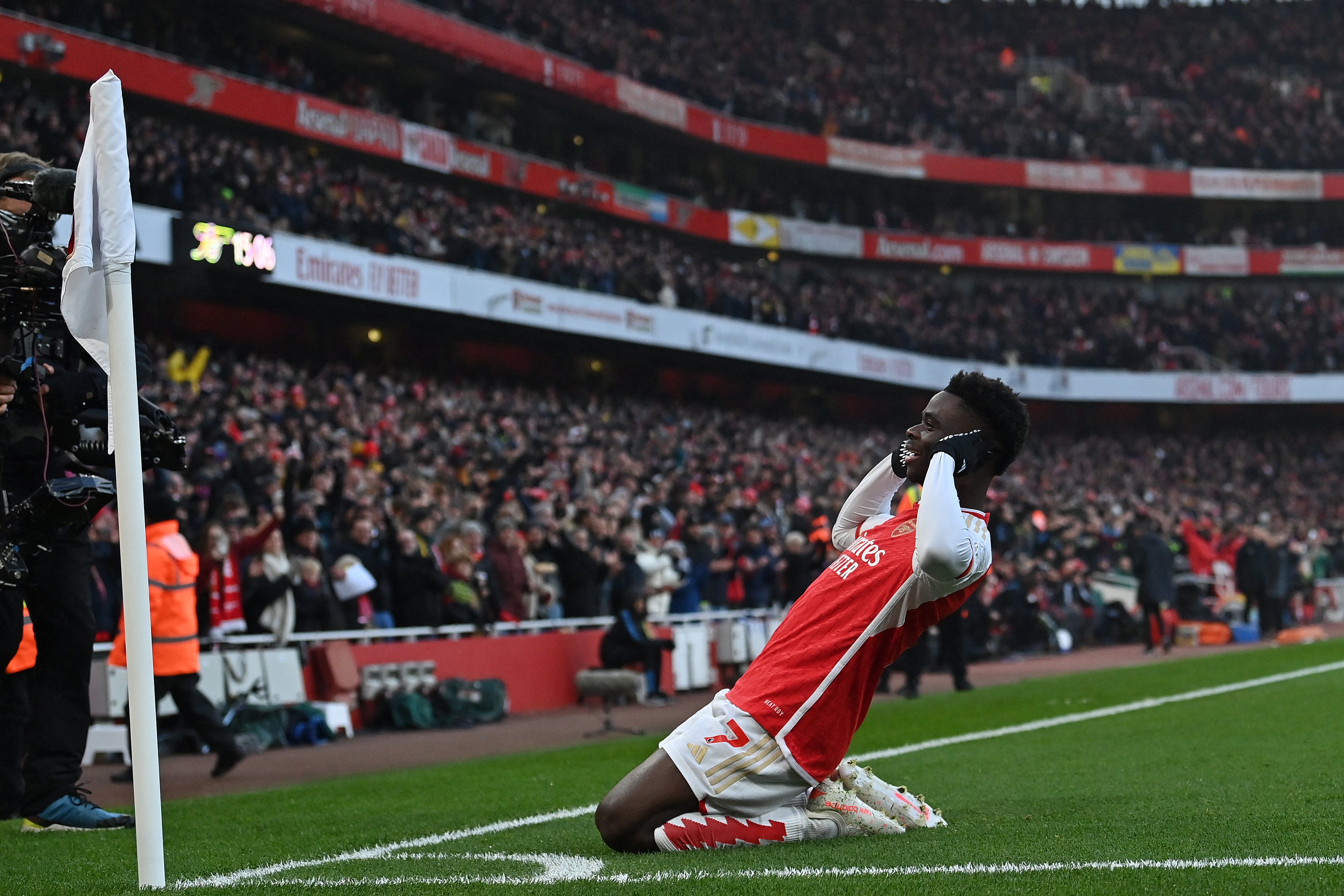 Bukayo Saka was on target for Arsenal in a 2-1 win over Wolves