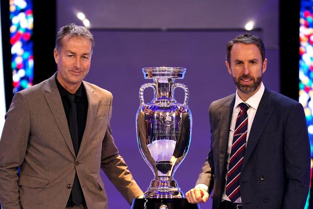 <p>England head coach Gareth Southgate (right) and Denmark head coach Kasper Hjulmand</p>
