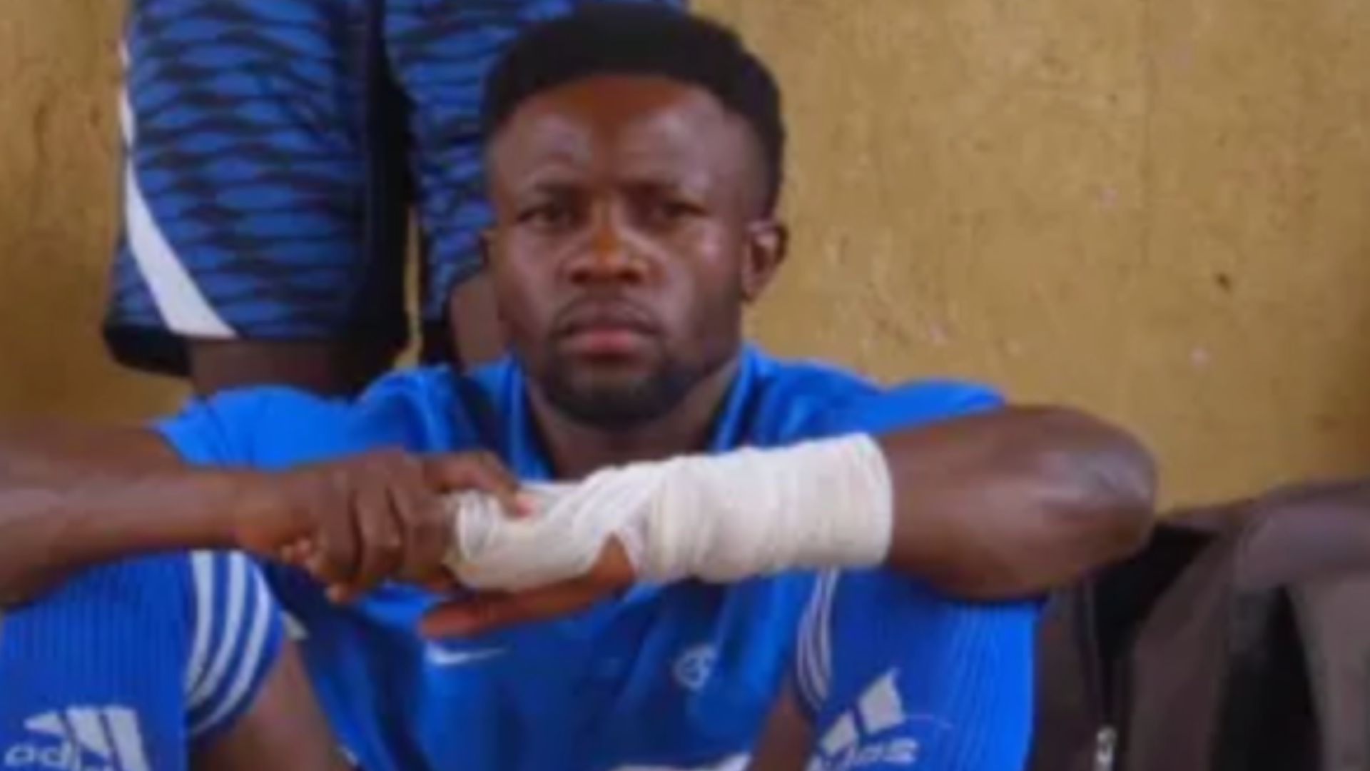 <p>Refugee footballers in Zambia fight for place in top league</p>