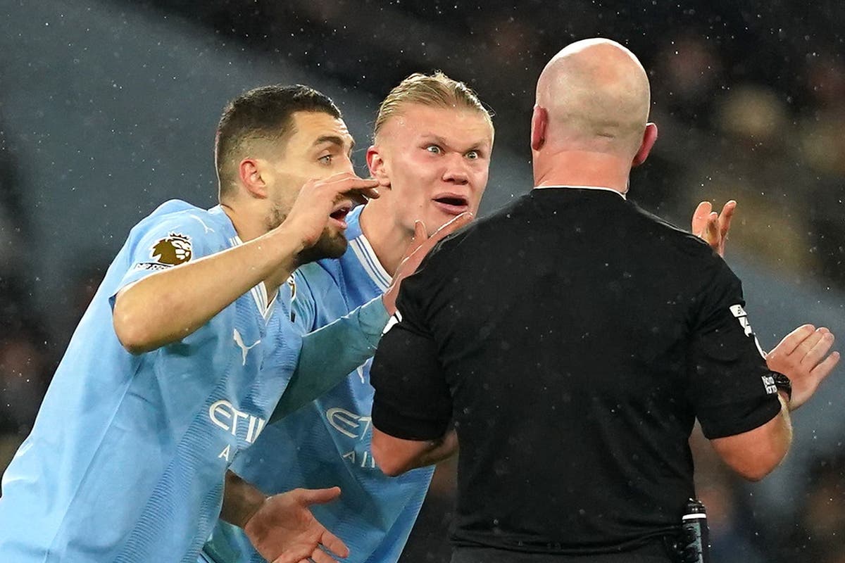 Erling Haaland criticises referee Simon Hooper on social media after City draw