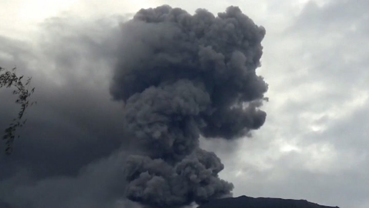 Indonesia’s Mount Marapi spouts thick ash plumes after eruption kills 11 hikers