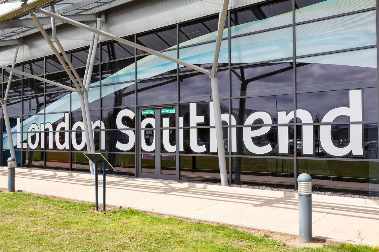 Southend Airport’s Skylife Lounge scored just one star for its services