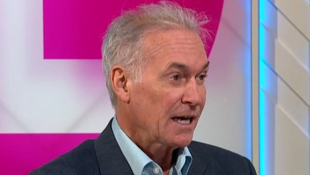 <p>Doctor Hilary Jones issues Covid warning as cases rise across UK.</p>