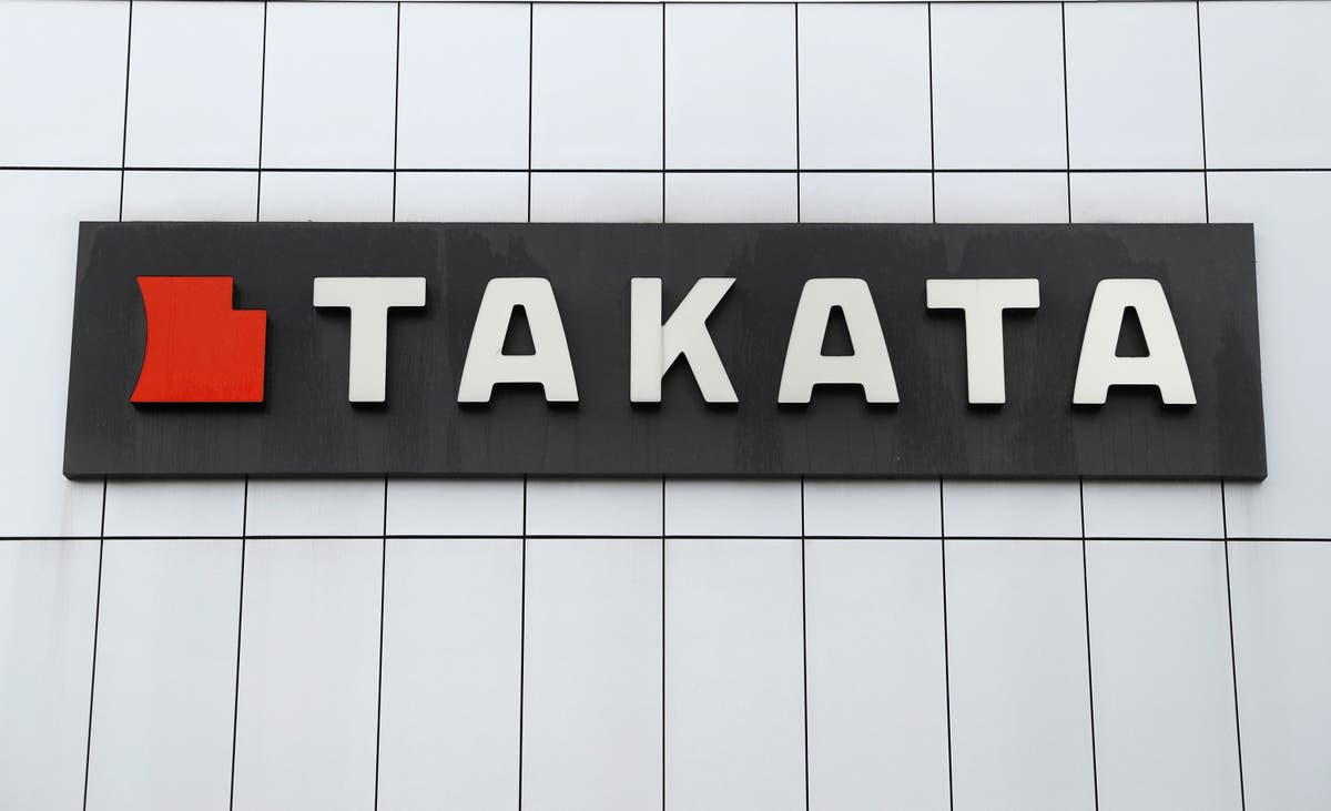 Американска агенция ще наблюдава неизтеглените надувателни машини Takata, след като единият се разпадна, ранявайки шофьор в Чикаго