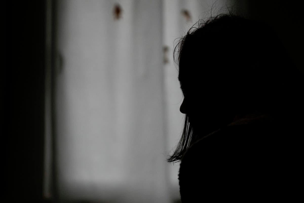 Бруталните убийства на жени в страните от Западните Балкани предизвикват тревога и разкриват грешки в системата