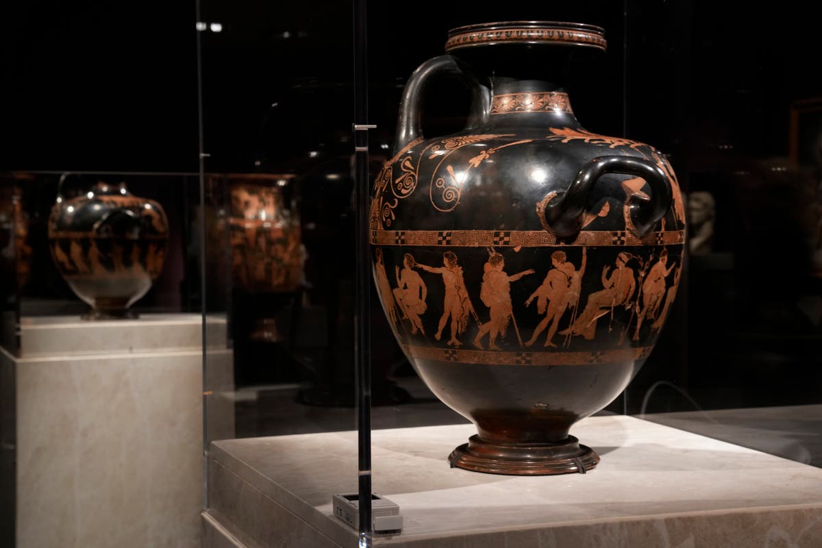 Заемът от Британския музей на Гърция съвпада със спора относно искането за връщане на мраморите от Партенона