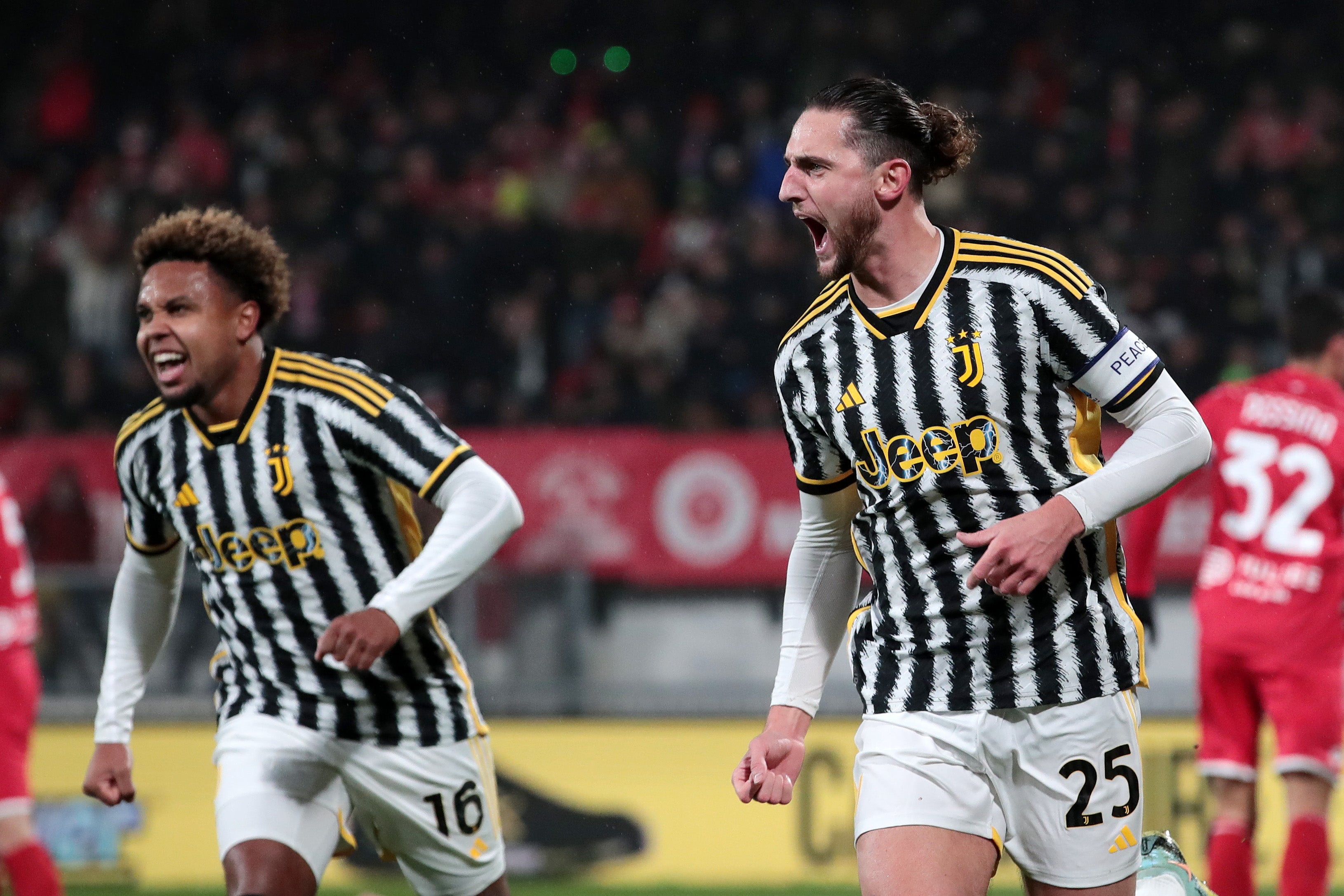 Juventus Photos and Images