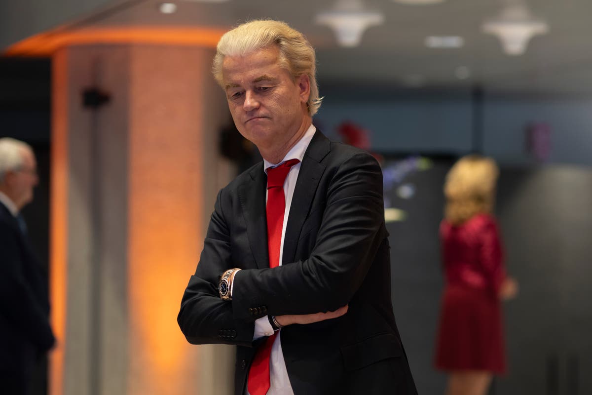 Нов холандски парламент положи клетва след победата на Вилдерс на националните избори преди 2 седмици