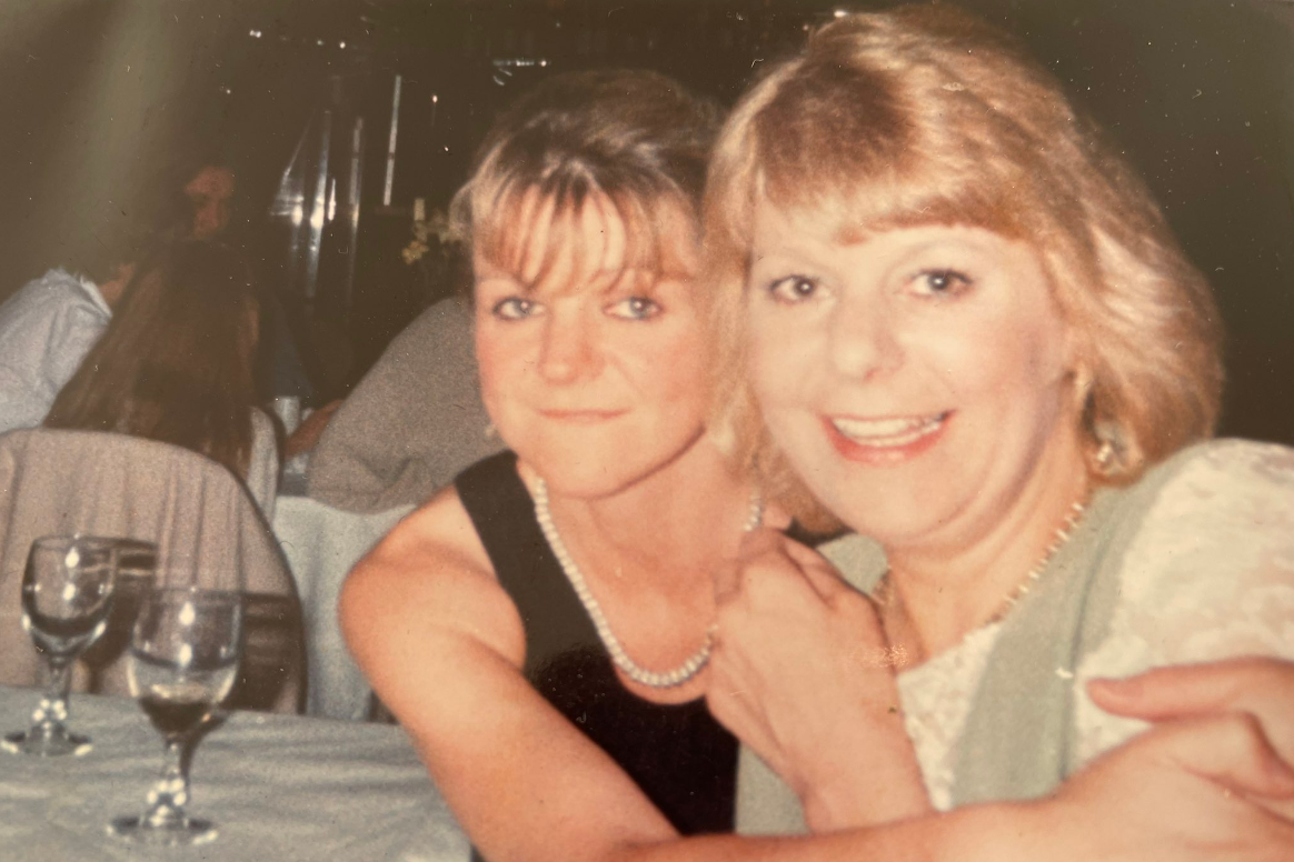 Sisters (left) Jane Basham and (right) Sandra Basham, the latter of whom died of Covid in January 2021 (Jane Basham/PA)