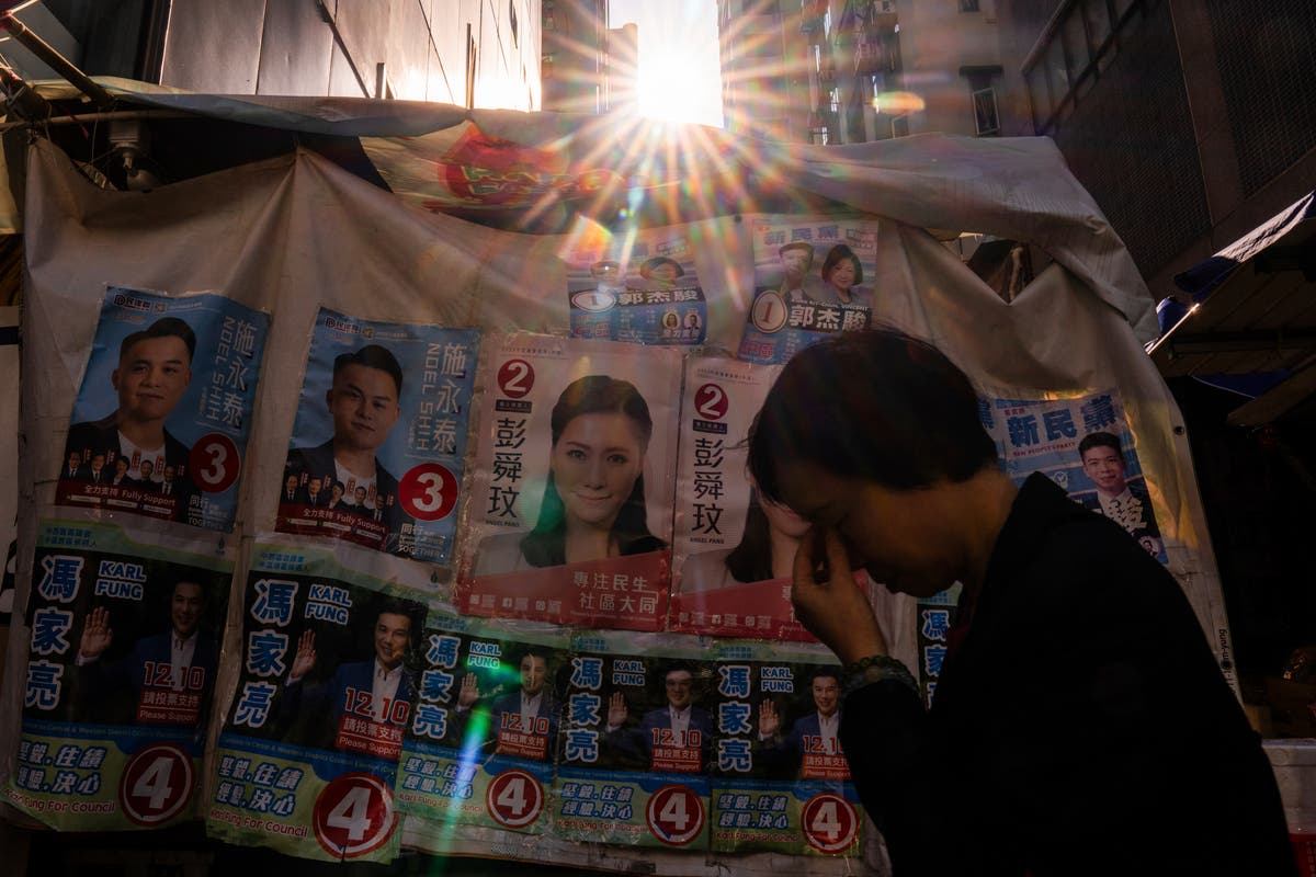 Новият изборен закон в Хонконг намалява броя на кандидатите, давайки малко възможности на гласоподавателите в изборите в неделя