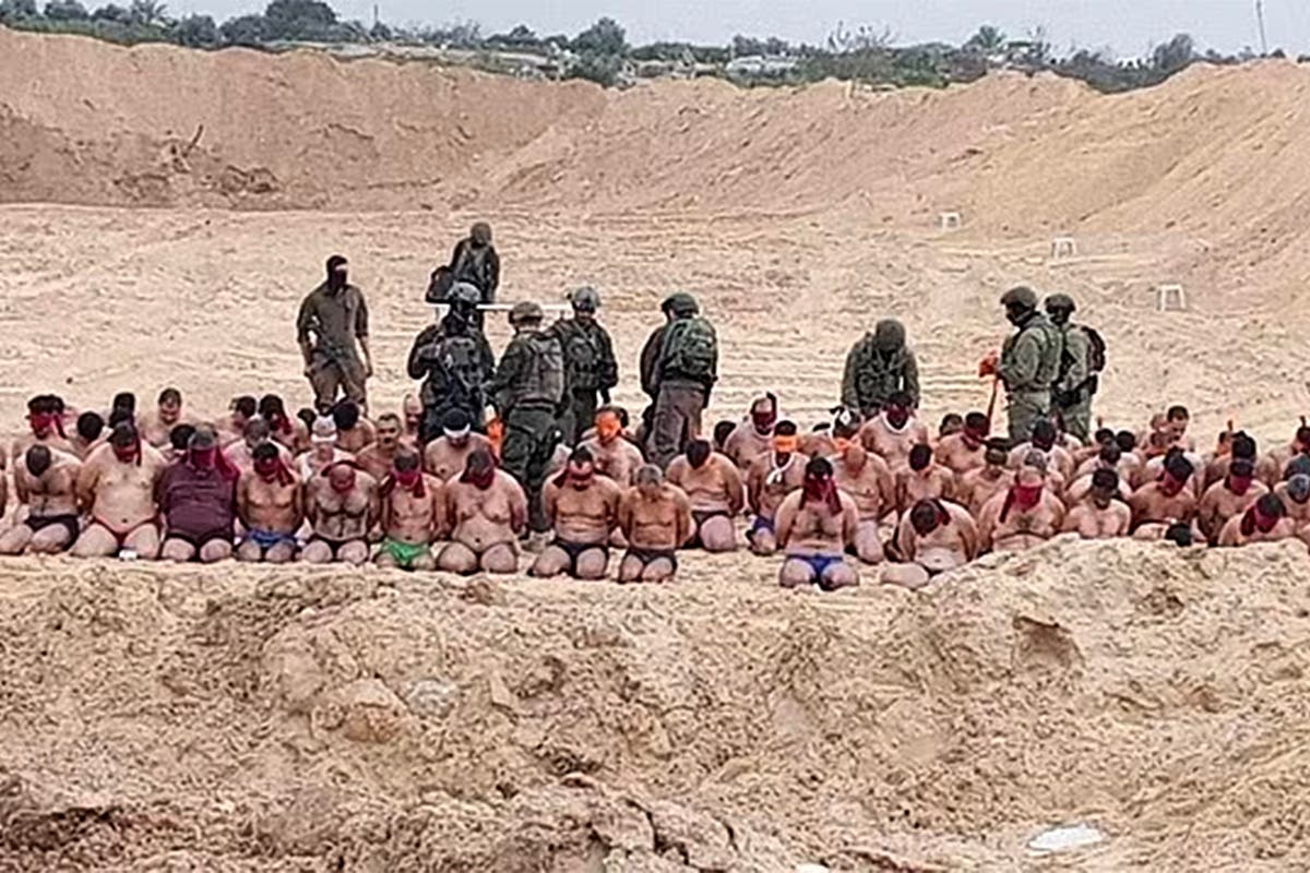 Изображения публикувани от израелските медии показват как израелските военни събират