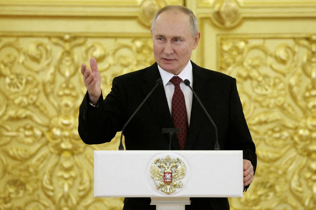 Русия е изправена пред желязната хватка на Путин поне до 2030 г., тъй като той отново се кандидатира за президент