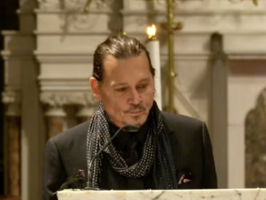 Johnny Depp gave a short reading at the service