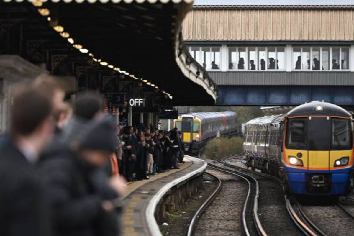 Clapham Junction: Person dies in rush-hour incident