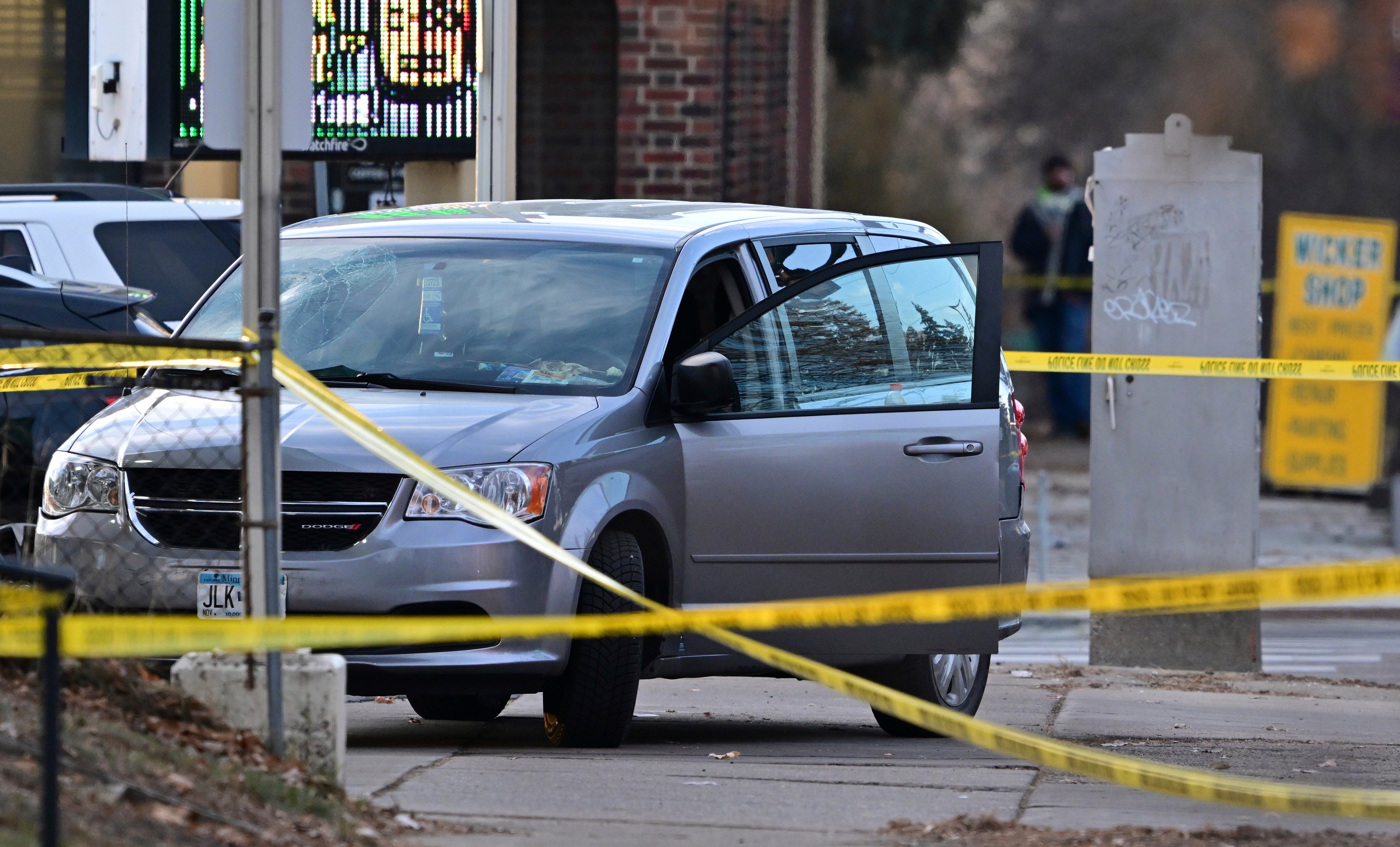Officer Shot-St. Paul
