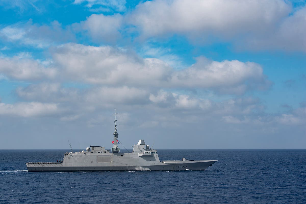Франция съобщи, че един от нейните военни кораби е бил атакуван от дронове от посока Йемен. И двамата бяха свалени