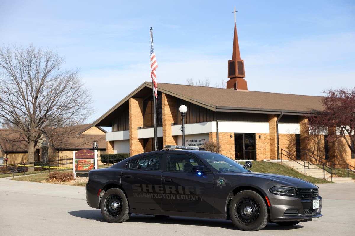 Мъж от Айова, арестуван за смъртта на свещеник от Небраска