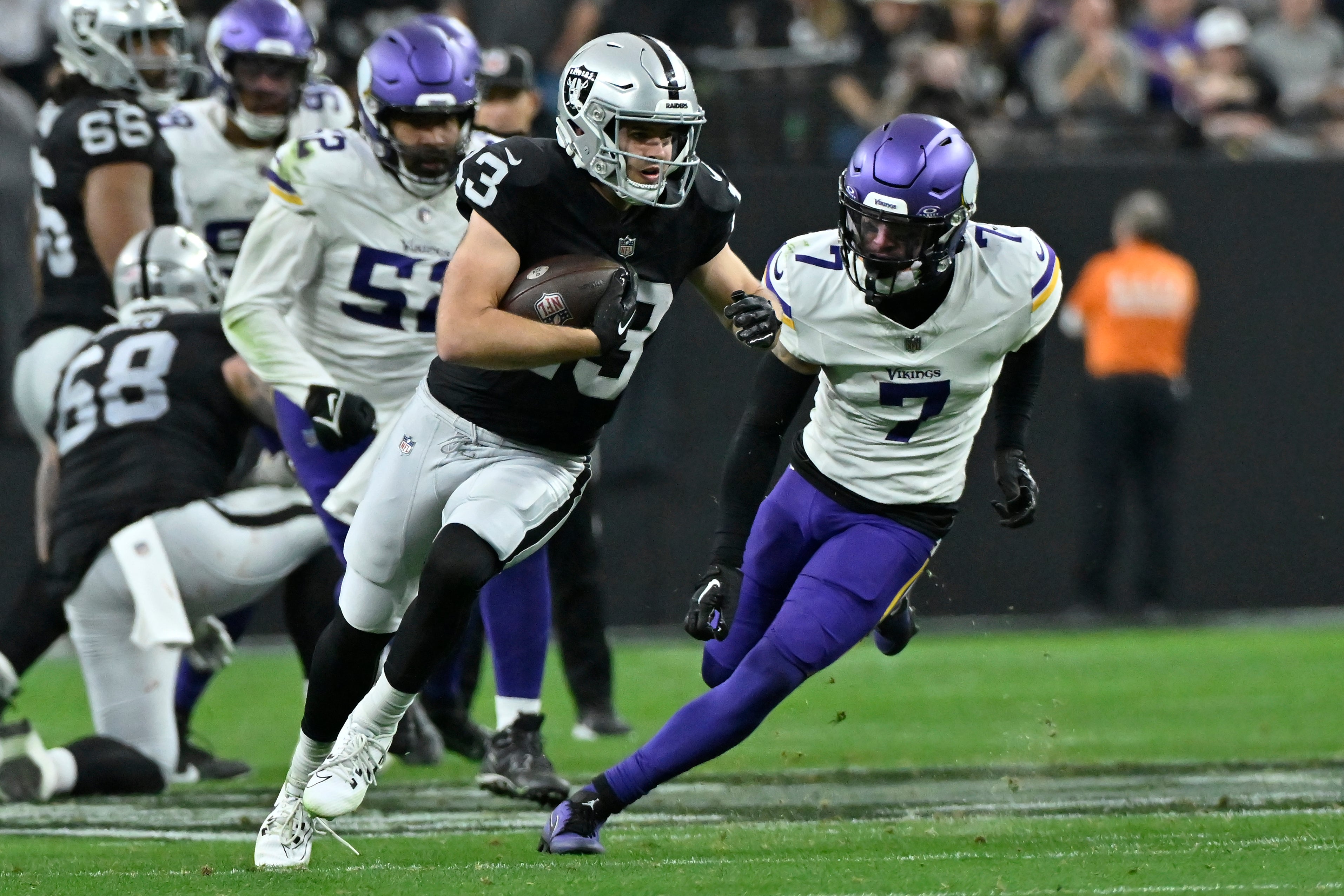 Vikings Raiders Football