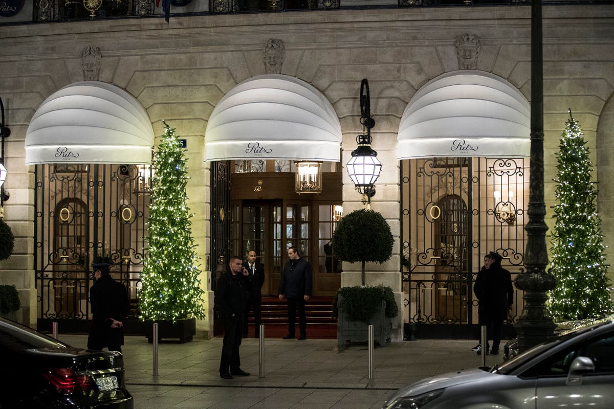 Tourist&rsquo;s missing $800k ring is found in Paris Ritz vacuum cleaner