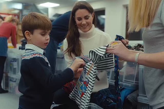 <p>Prince Louis is a classic little brother while volunteering </p>