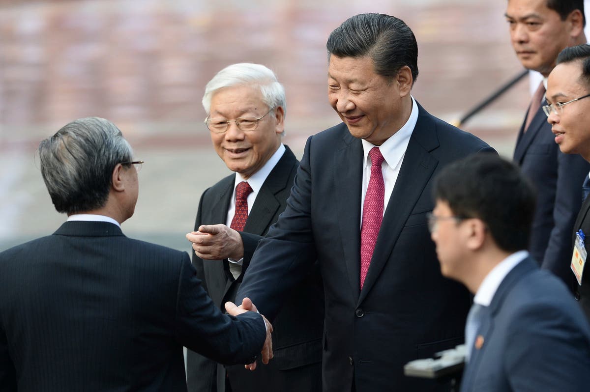 Президентът на Китай ще посети Виетнам седмици след укрепването на връзките му със САЩ и Япония