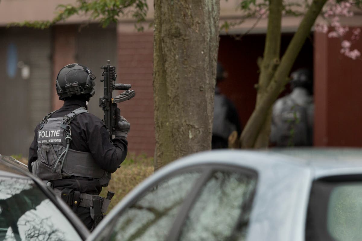 Холандската агенция за борба с тероризма повиши националната тревога за заплаха до второто най-високо ниво