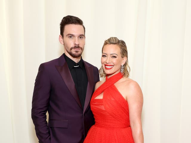 <p>Matthew Koma and Hilary Duff attend the Elton John AIDS Foundation’s 31st Annual Academy Awards Viewing Party on 12 March 2023 in West Hollywood, California. </p>