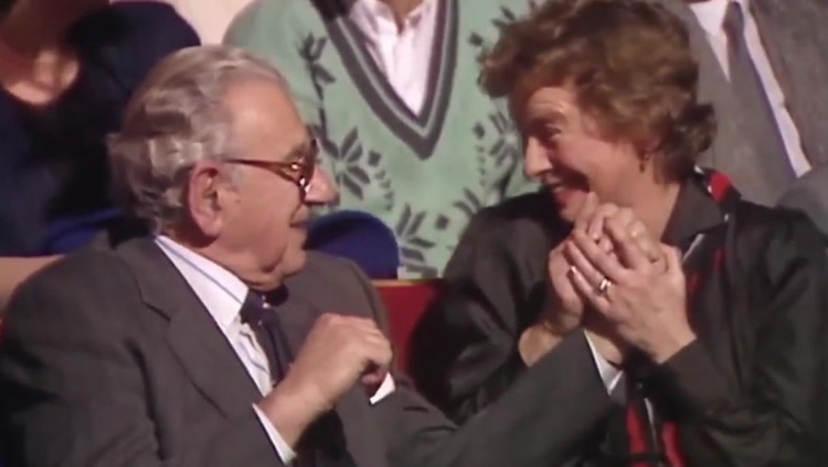 Watch: Nicholas Winton reunited with dozens of children he saved during WWII