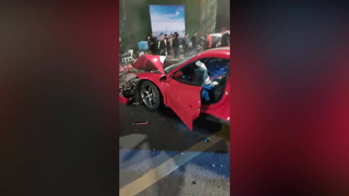 Ferrari worth £200,000 wrecked after busy intersection crash