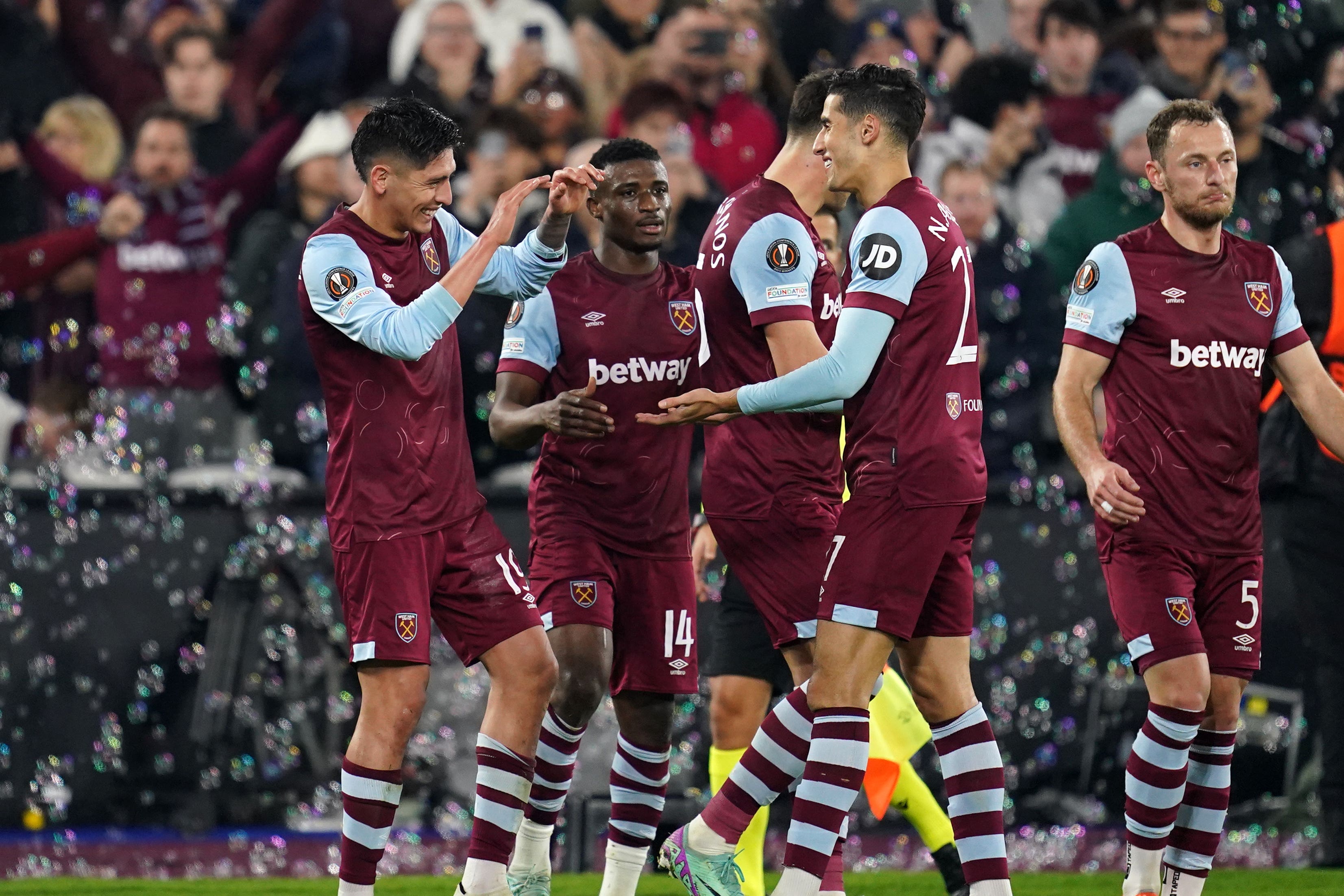 West Ham 2-0 Freiburg: Hammers secure Group A top spot and place in Europa  League last 16, Football News