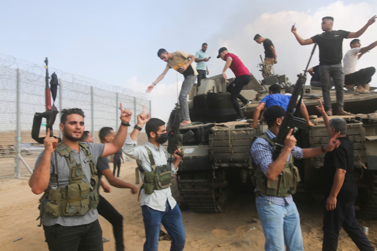 Една година на война: през 2023 г. се наблюдава най-лошата битка между Израел и Хамас, докато руските атаки срещу Украйна продължават