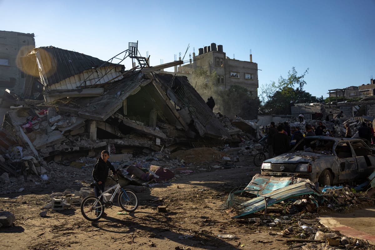 Затъмнението на комуникациите и спираловидният глад усилват мизерията в Ивицата Газа, докато войната навлиза в 11-та седмица