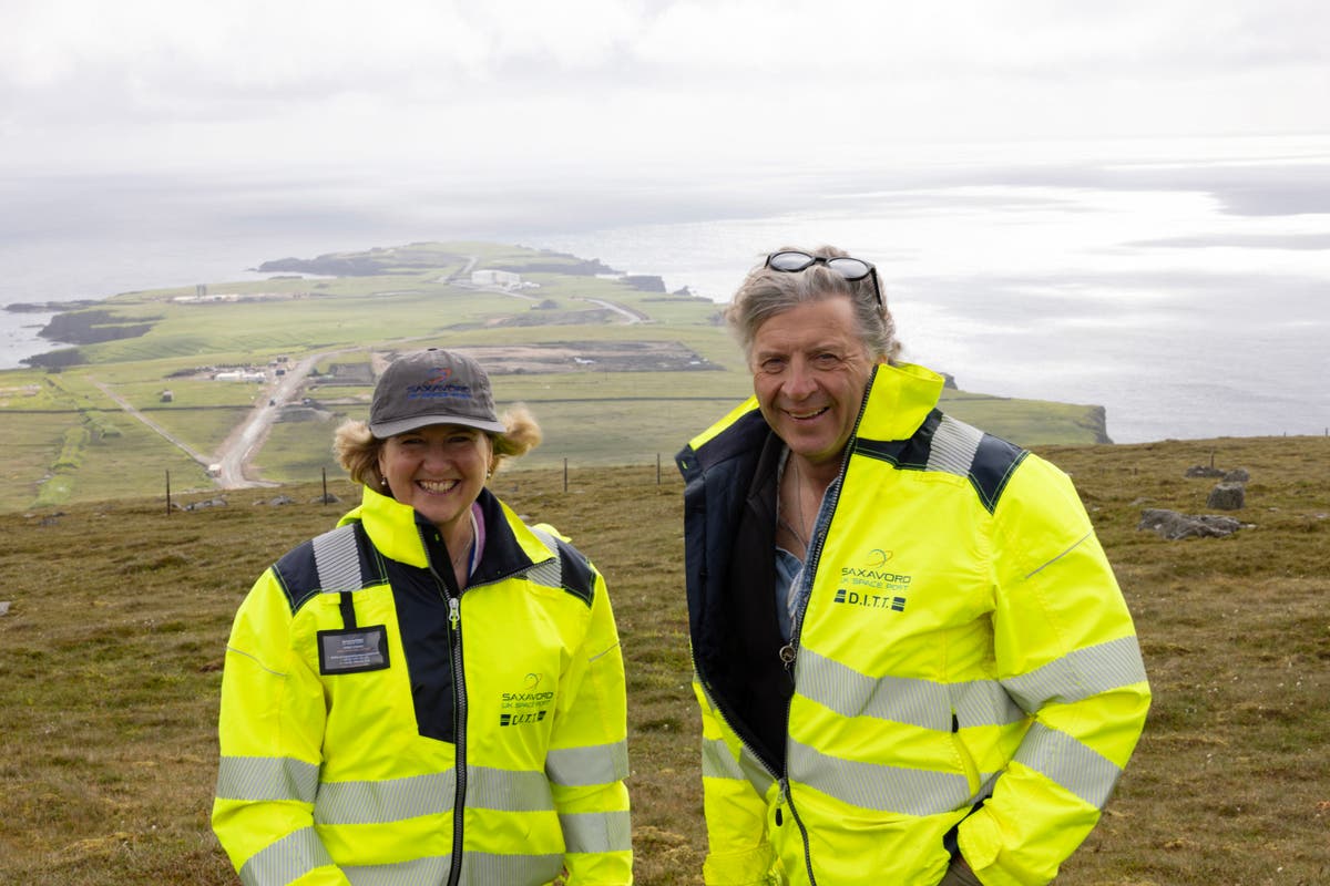 Съпруг и съпруга се издигат за първия вертикален космодрум в Обединеното кралство на отдалечен остров
