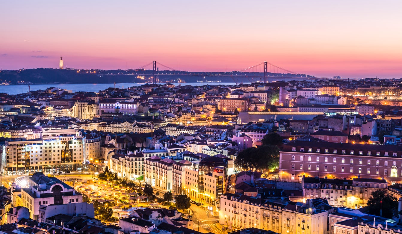 Lisbon is blessed with dozens of viewpoints, rooftop bars and simple landings where visitors can enjoy amazing views of the capital