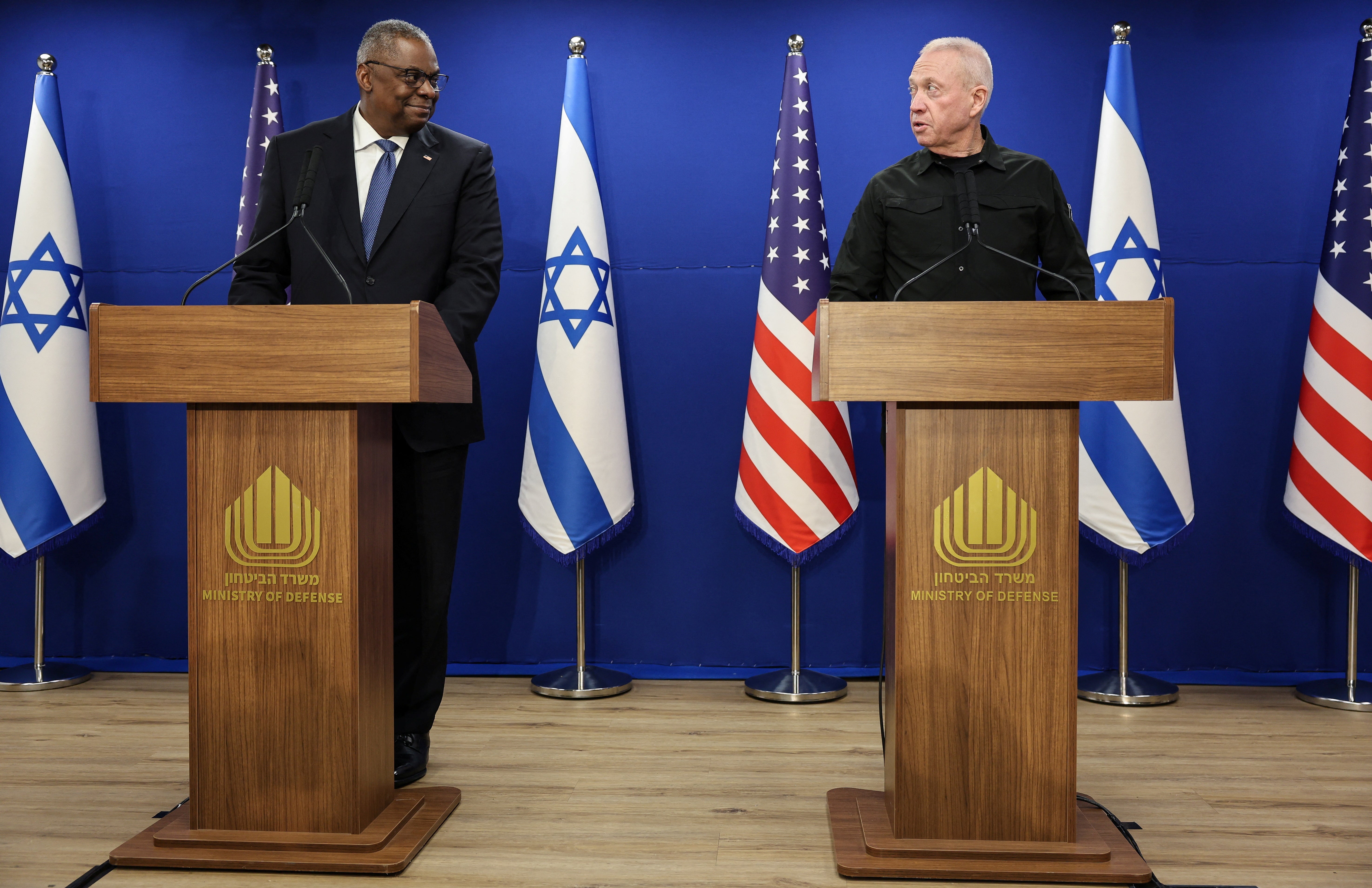 US defence secretary Lloyd Austin, left, and Israeli defence minister Yoav Gallant