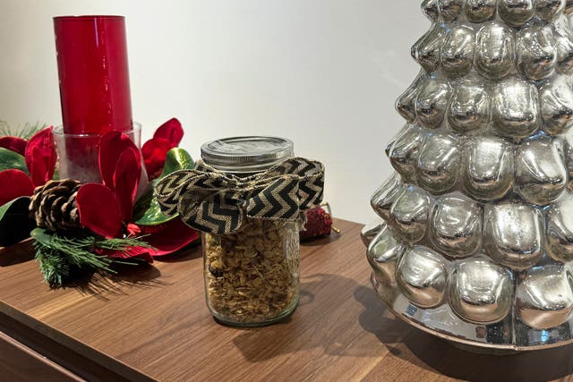 Food-Holiday Gifts-Homemade Granola