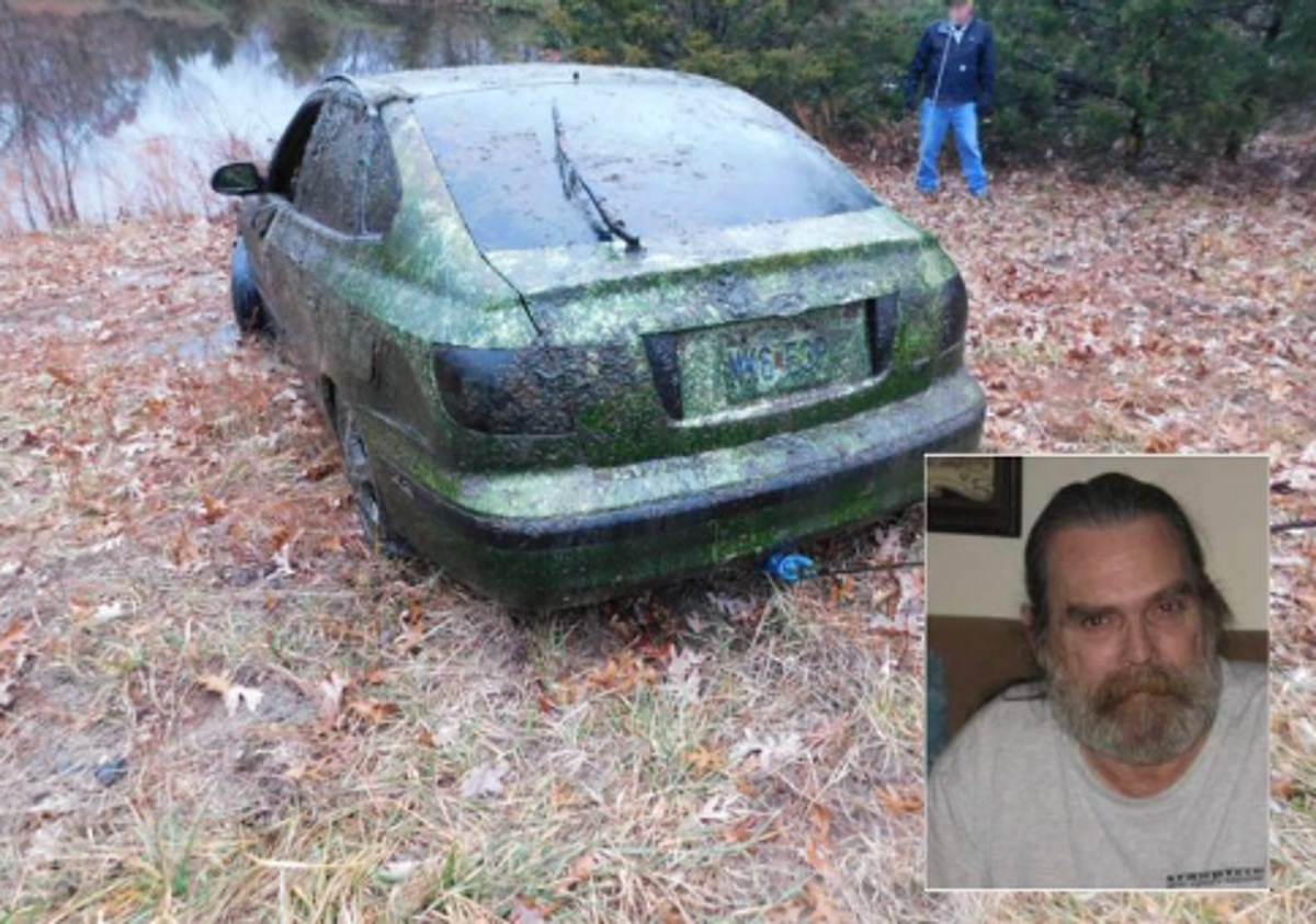 Колата на мъж от Мисури е намерена в езерото десетилетие, след като той изчезна на път да си купи цигари