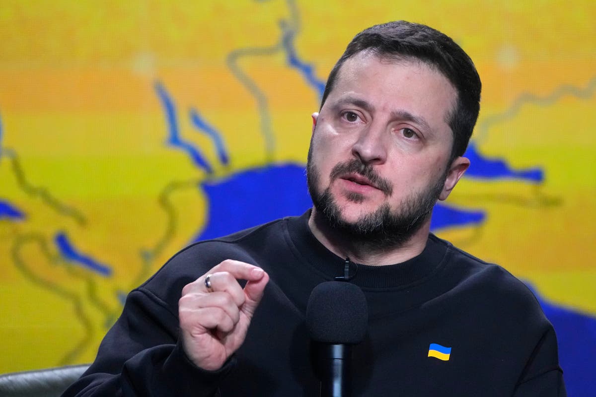 Зеленски казва, че обмисля искането на украинската армия за мобилизиране на до 500 000 войници