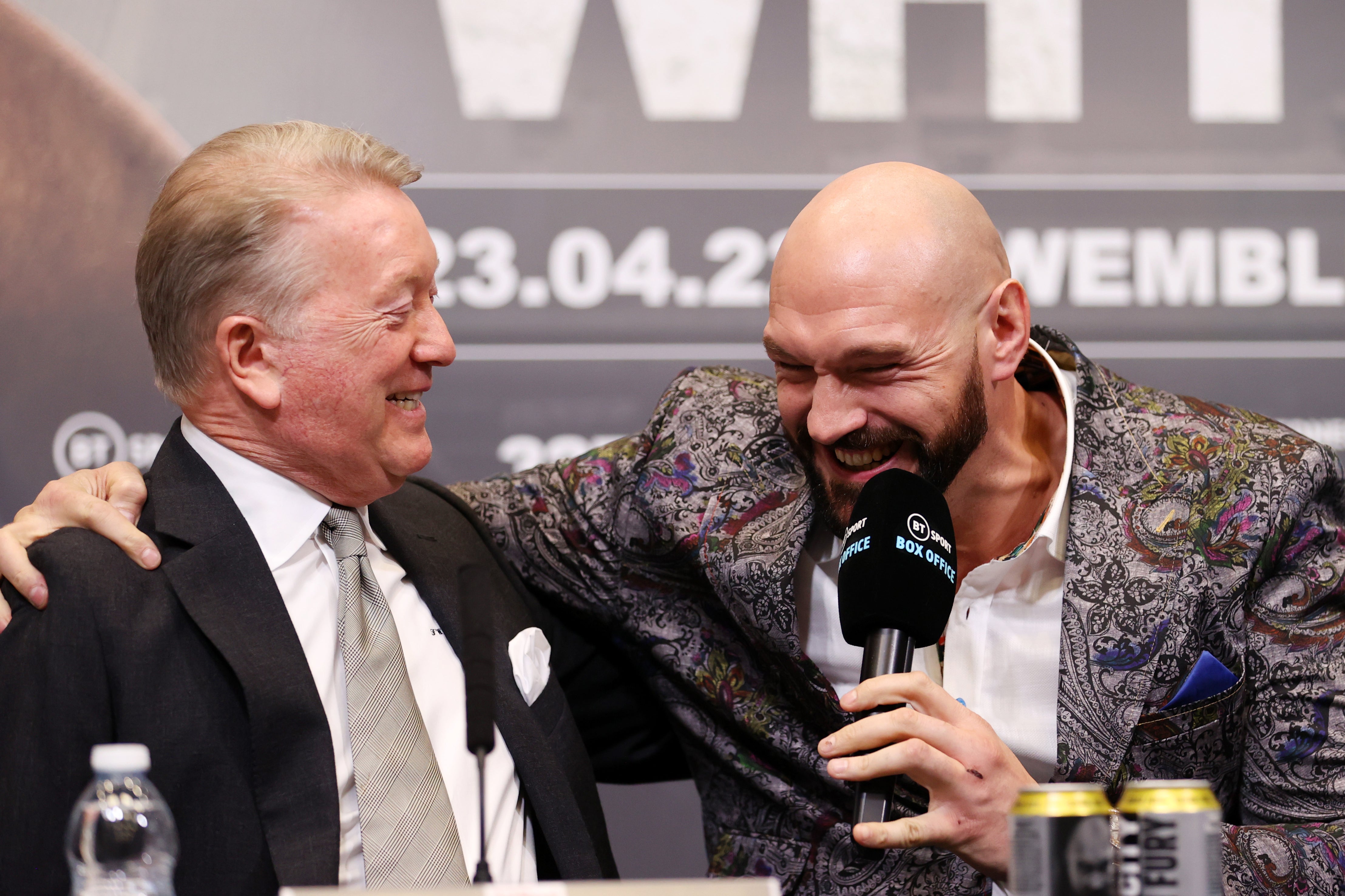 Warren with WBC heavyweight champion Tyson Fury in 2022