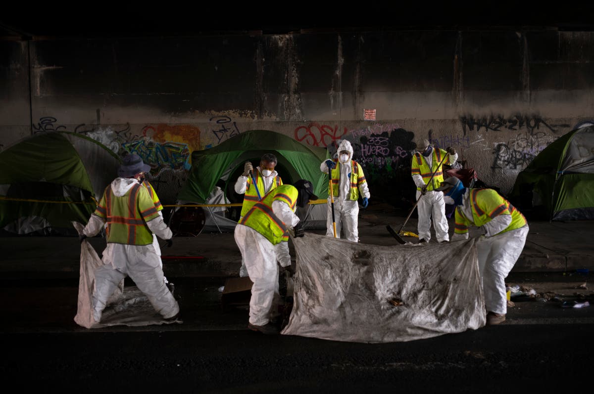 Supreme Court to decide if cities can block homeless from sleeping on public streets