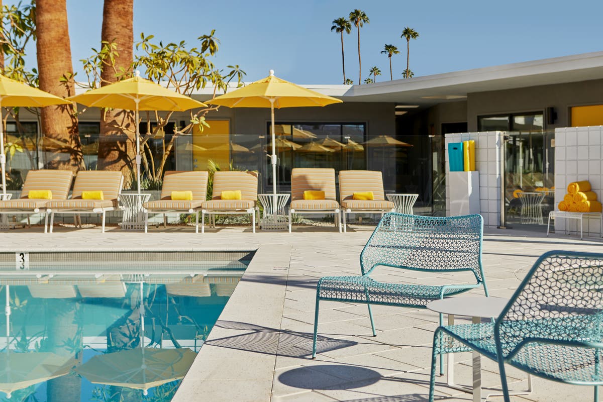 Bare Attract: Inside Palm Springs’ Clothes-Optionally available Lodges