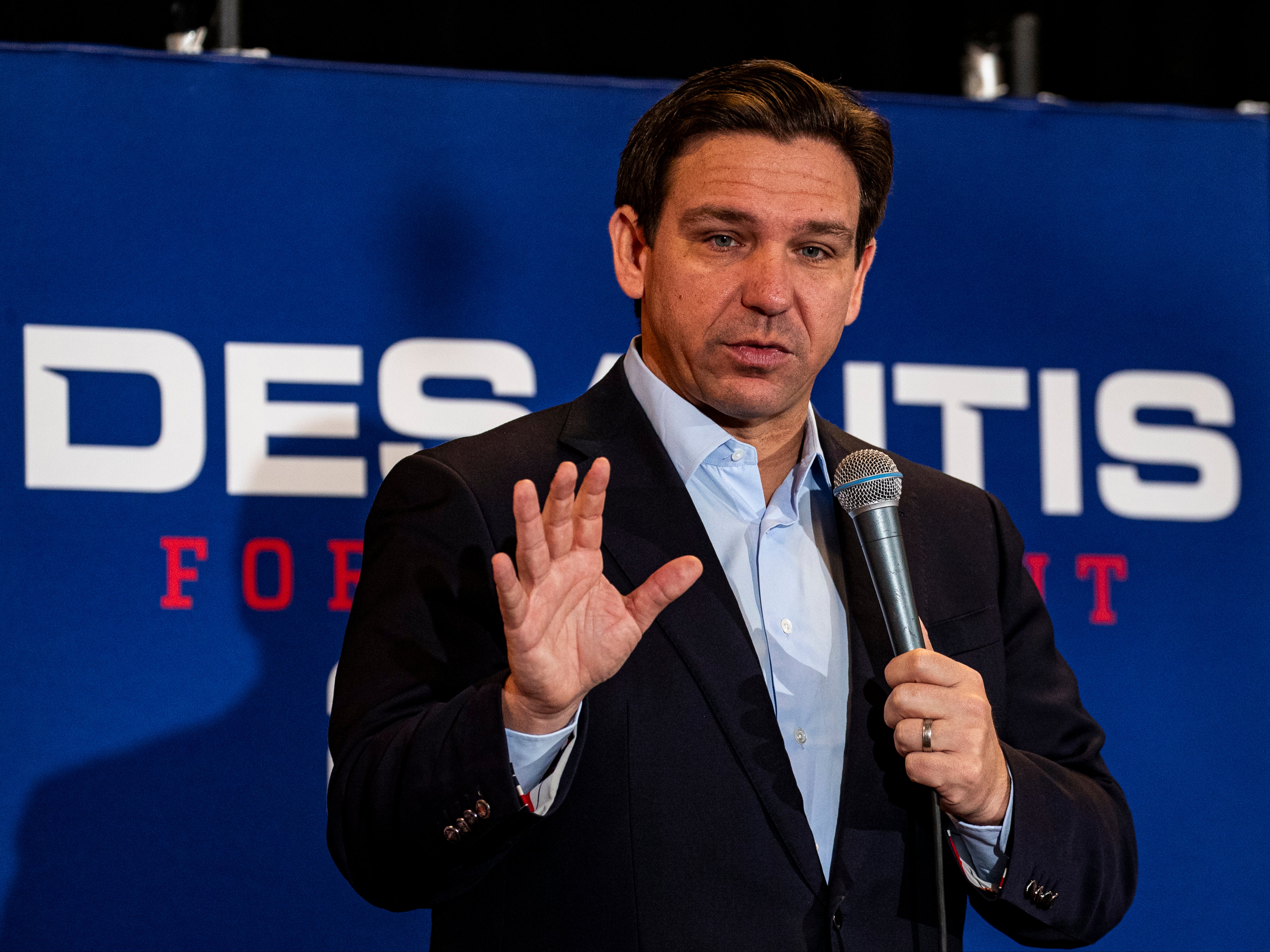 <p>Ron DeSantis speaks in Cedar Rapids, Iowa, on 19 December 2023</p>